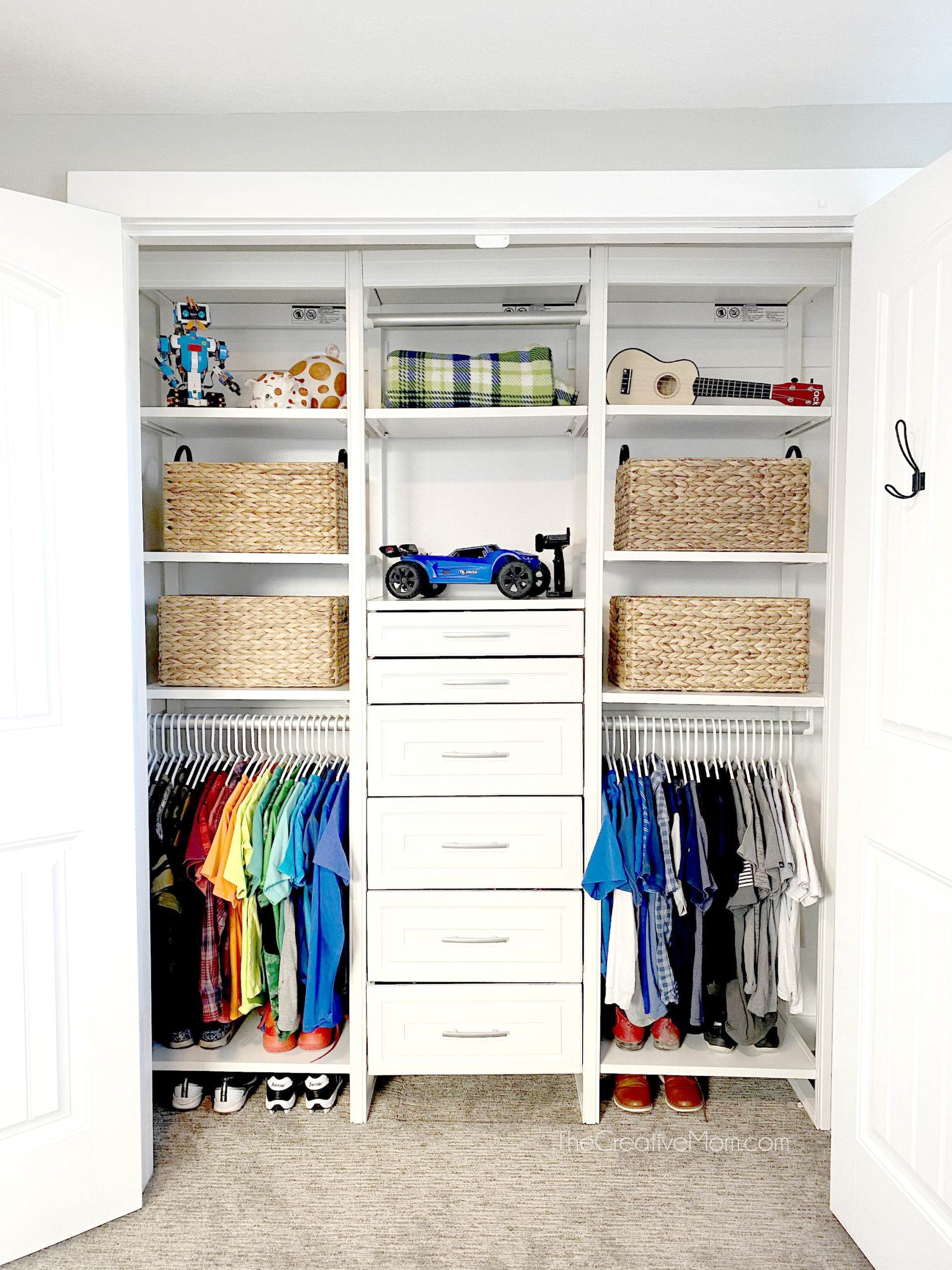 Photos of Organized Closets That Will Inspire You to Clean
